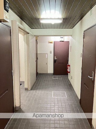 ヴィラ河合[1R/26.82m2]のロビー