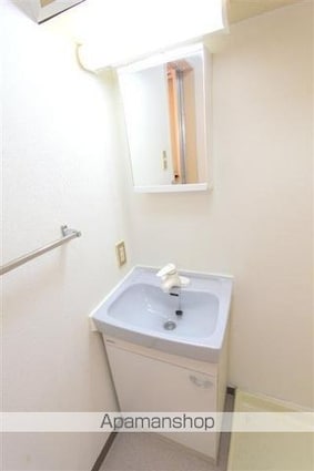 香川県高松市鶴市町[3DK/58.56m2]の洗面所2