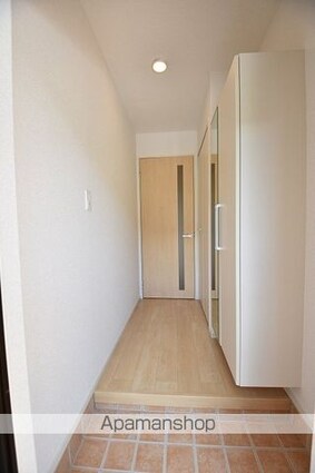 ヴィラ・コンフォール　Ａ[1LDK/50.33m2]の玄関