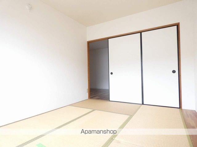 Uコートの内装写真