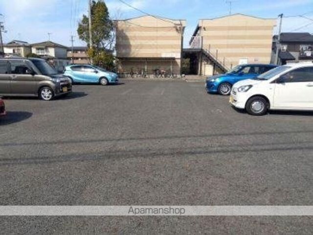 レオパレスエスポワール[1K/23.18m2]の駐車場
