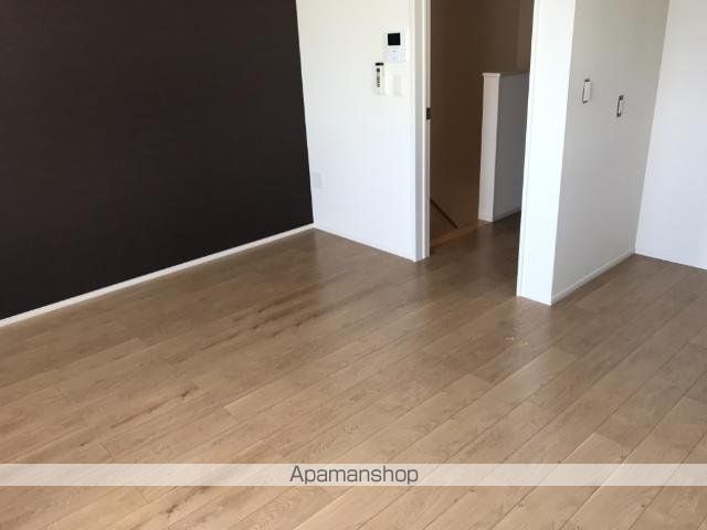 シャイニングの内装写真