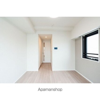 市谷台町坂フロント[1K/25.02m2]のリビング・居間