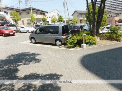 長野県長野市吉田４丁目[3LDK/70.42m2]の共用部1