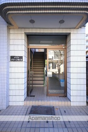 メゾングリーンライフ[1K/21.6m2]のエントランス