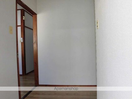 花の木住宅　三戸建[3K/52.06m2]の玄関