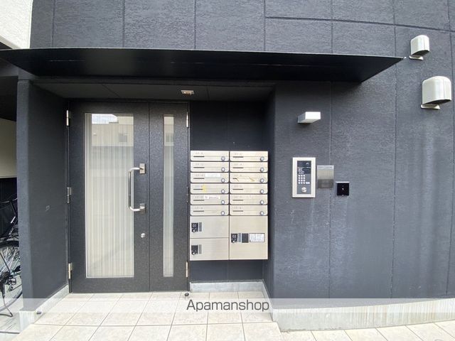 KORE・YIELDの玄関写真