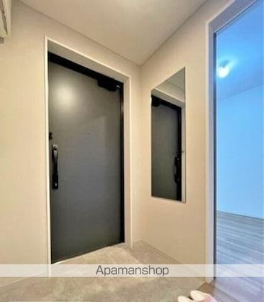 香川県高松市亀井町[1K/31.66m2]の玄関