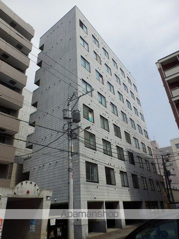 クィーン南5条の外観写真