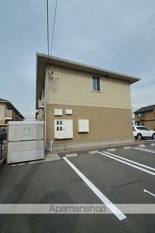 アドラブールE・F棟 F棟の外観写真