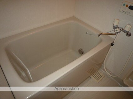 ファミール北川[3DK/57.3m2]のバス