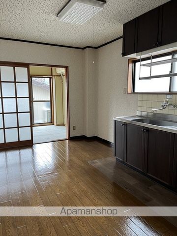 ロイヤルハイツ山岡の内装写真