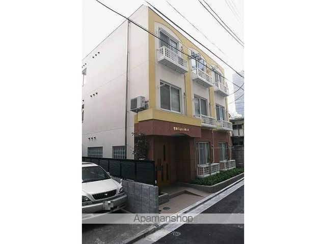 レオパレスユリパレス中野坂上の外観写真