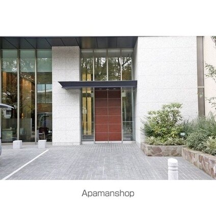 ソアラノーム荻窪天沼[2LDK/56m2]のエントランス2