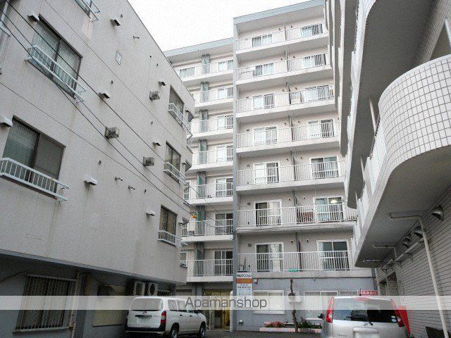内山マンションの外観写真