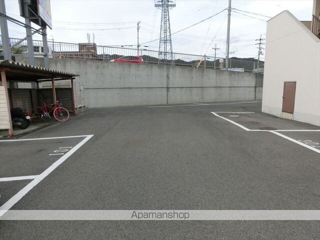 園村マンション[2DK/41.31m2]の駐車場1