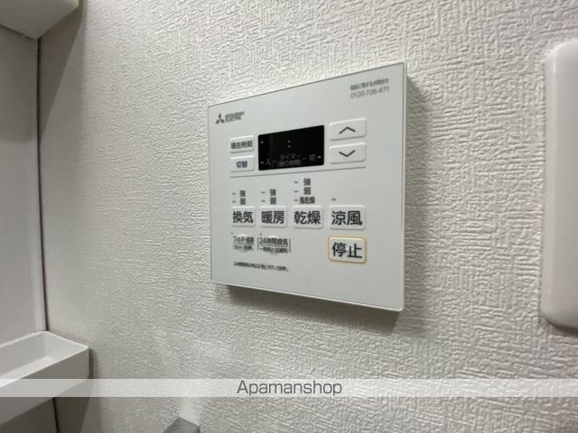 クレストの内装写真