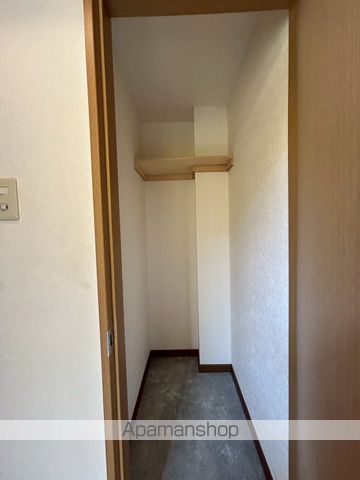 富良野線 神楽岡駅 徒歩30分 2階建 築24年の内装写真