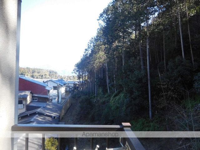 衣笠赤阪町マンションの外観写真
