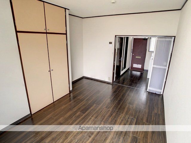 ハイツこやま峰 2号棟の内装写真