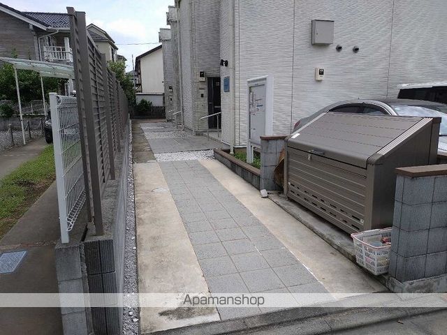 レオネクストサウスフローラの玄関写真