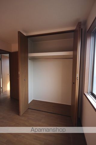 detached 埼玉県東松山市大字高坂1200-2

地図を見る