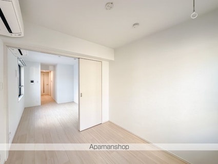 スカイコートリュクス品川大崎[1LDK/30.7m2]の内装1