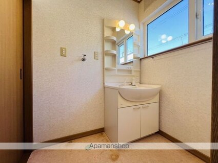 本通３丁目１４番貸家[3LDK/85.96m2]の洗面所