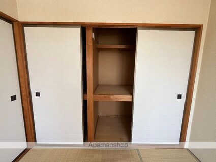 プレジール塩屋[2DK/41.68m2]の収納