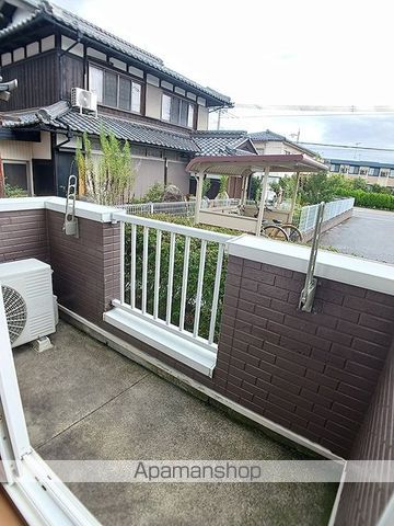 メイプルリーフIIの内装写真