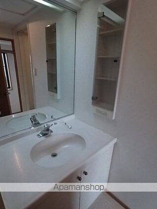 モア・クレスト上池袋[1DK/30.4m2]の洗面所