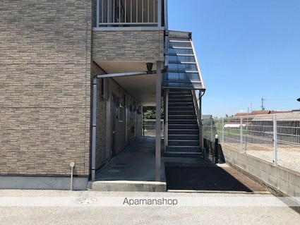 シャルマン愛知川[1K/30.94m2]のエントランス