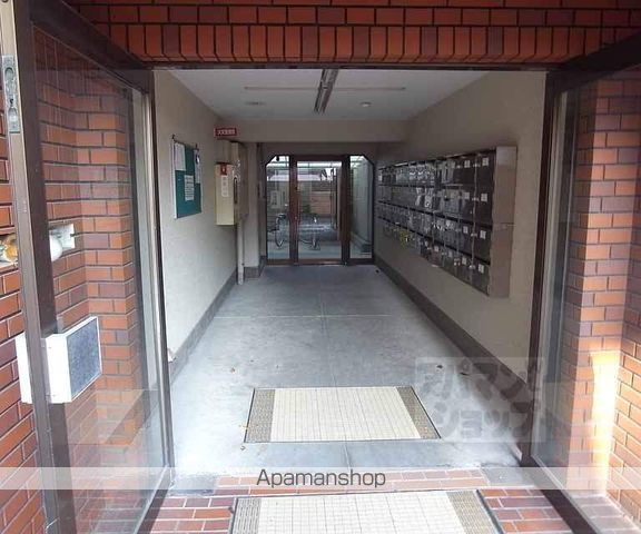 ドミ大田の玄関写真