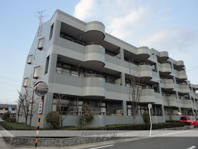 岐阜市鏡島南のマンションの外観1