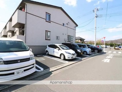 フラットウェルエムズ[2LDK/64.51m2]の駐車場3