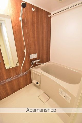 ELLE CUBE学園前の内装写真
