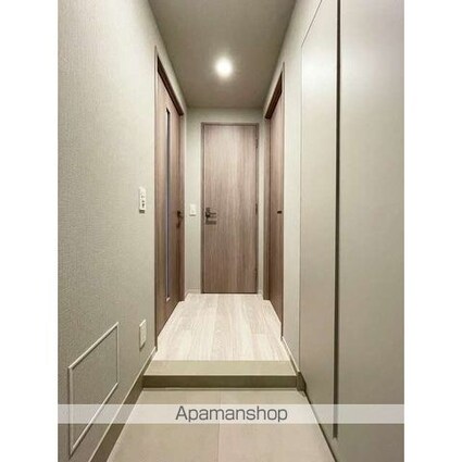 ＯＲＳＵＳ　ＡＫＡＢＡＮＥ　ＥＡＳＴ[3LDK/55.05m2]の玄関