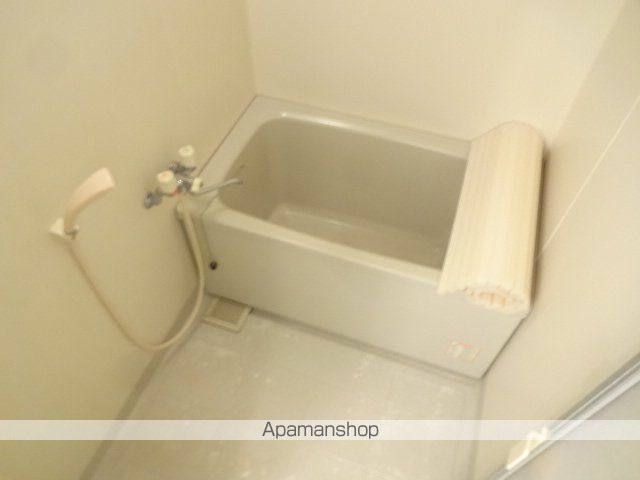 ジェントリーズ岡田の内装写真