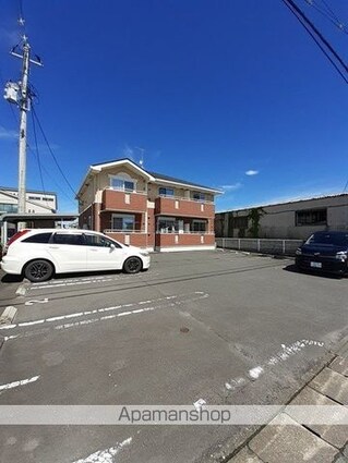 ルポゼ　Ⅰ[1LDK/42.37m2]の駐車場