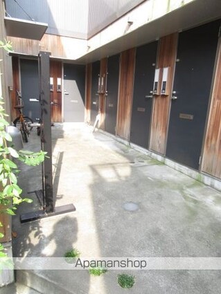 東京都杉並区和田３丁目[1R/21.74m2]の共用部1