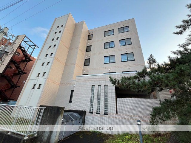 幕西町栗林マンション