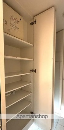 日本橋室町デュープレックスポーション[1R/39.55m2]の収納2