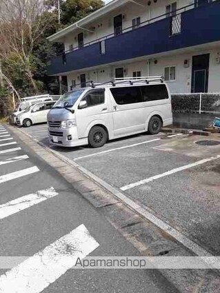 シティハイツ君塚２[2DK/40.04m2]の駐車場