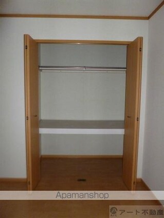 愛媛県松山市山越１丁目[2LDK/58.53m2]の収納