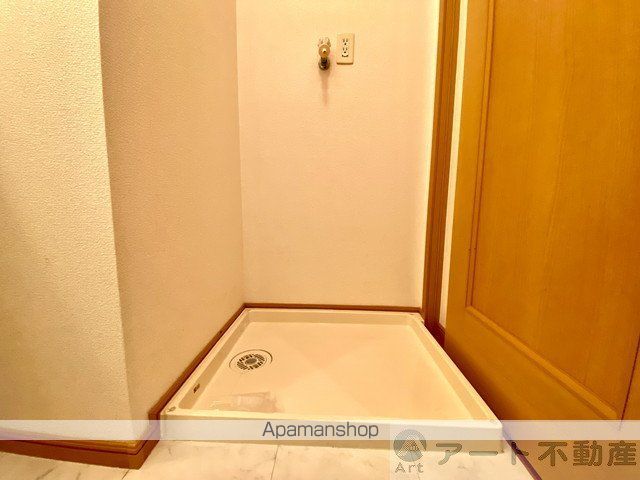 リヴァーパークII Bの内装写真