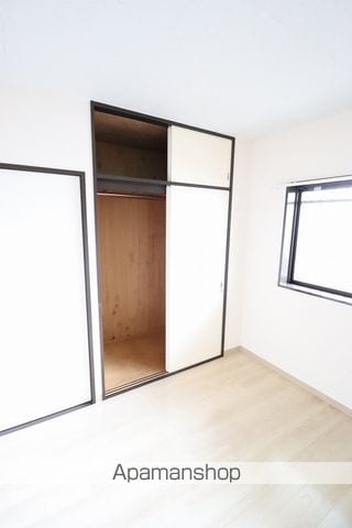 エクセレント 有山の内装写真