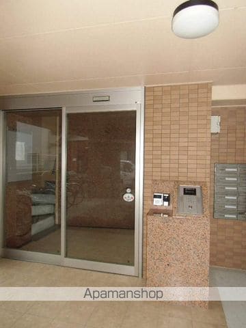 コスモマンション延岡の玄関写真