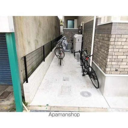 ＭＯＶＥ名城公園[1LDK/31.17m2]の共用部2