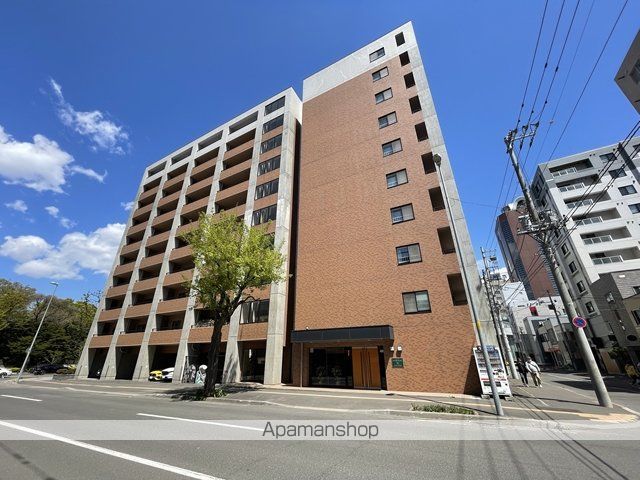 エナコート知事公館前の外観写真