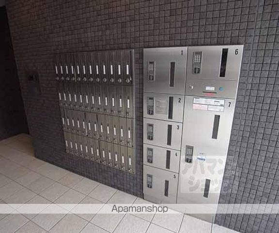 プレコート上鳥羽の外観写真